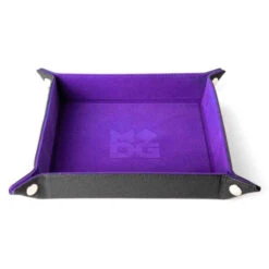 ASMODEE Metallic Dice Games Fold Up Velvet Dice Tray -Asmodee MET537 1 540x 4d645e85 9b73 4164 bdd4 442e1f3cc804